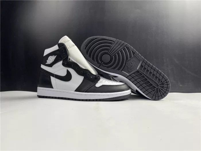 Rep Onekick Air Jordan 1 Retro Black White (2014) 555088-010 0116