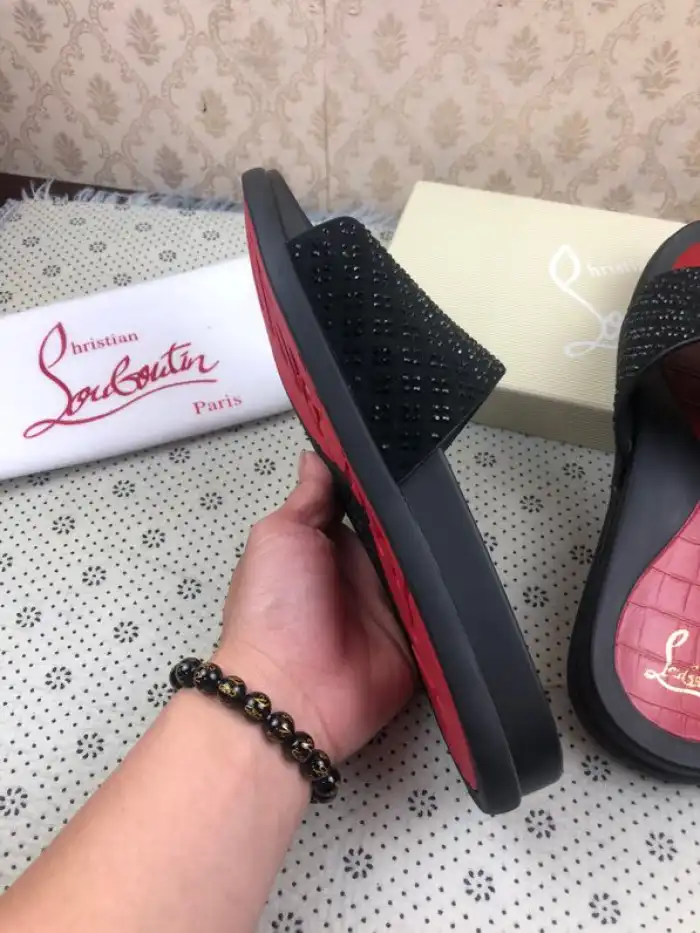 Rep Onekick CHRISTIAN LOUBOUTIN SLIPPERS 0124