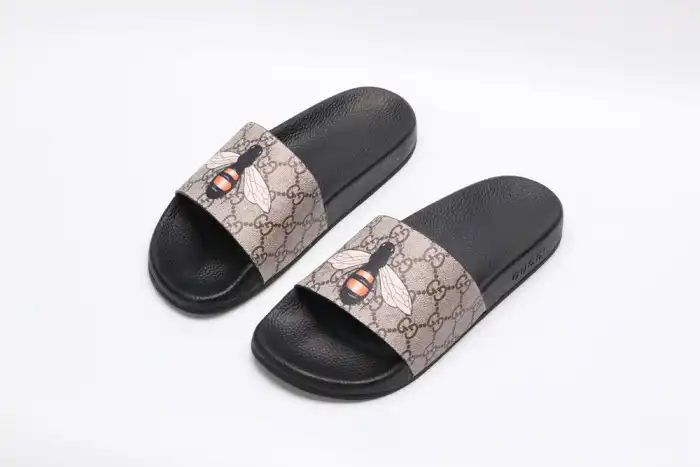 Onekick GUCC SLIPPERS 0130