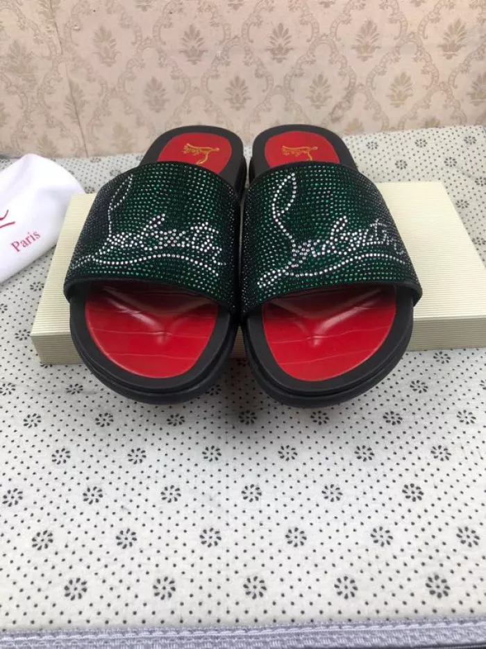 Onekick CHRISTIAN LOUBOUTIN SLIPPERS 0113