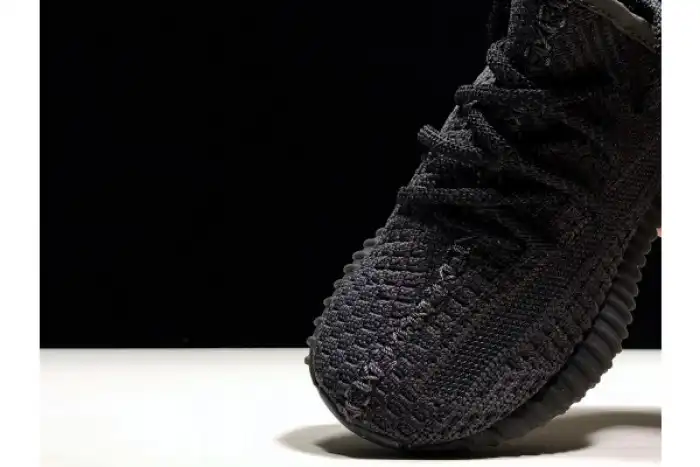 Chep Onekick ADIDAS KIDS YEEZY BOOST 350 V2 BLACK (NON-REFLECTIVE) FU9013 0131