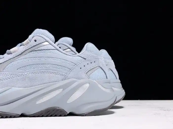 Rep Onekick Adidas Yeezy Boost 700 v2 Hospital Blue FV8424 0122