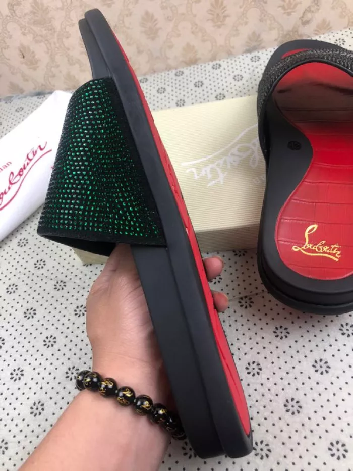 Chep Onekick CHRISTIAN LOUBOUTIN SLIPPERS 0113