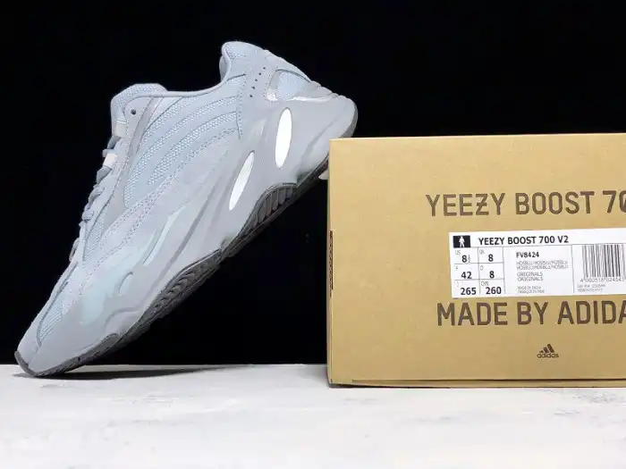 Rep Onekick Adidas Yeezy Boost 700 v2 Hospital Blue FV8424 0122