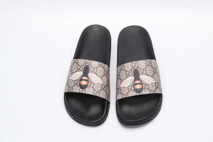 Chep Onekick GUCC SLIPPERS 0130