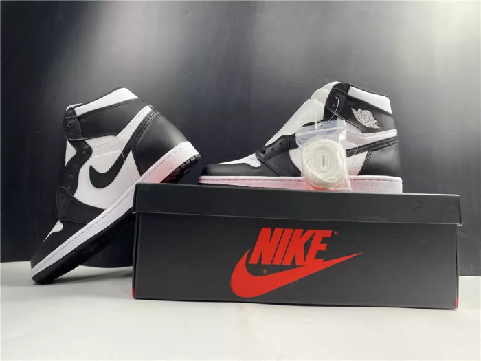 Rep Onekick Air Jordan 1 Retro Black White (2014) 555088-010 0116