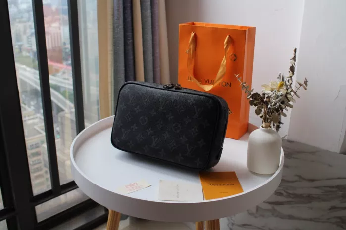 Rep Onekick LV BAG 24.5*7*15.5 CM 0113