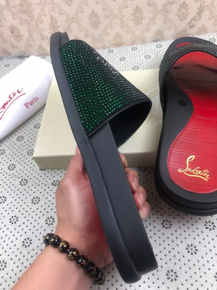 Chep Onekick CHRISTIAN LOUBOUTIN SLIPPERS 0113