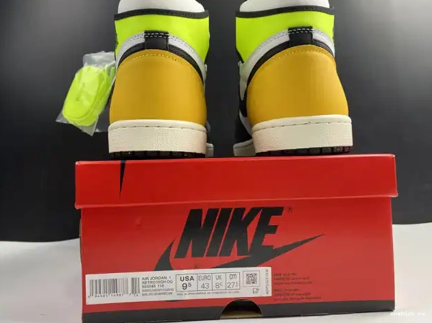 Rep Onekick JORDAN 1 'VOLT GOLD' OG 555088-118 AIR RETRO HIGH 0218