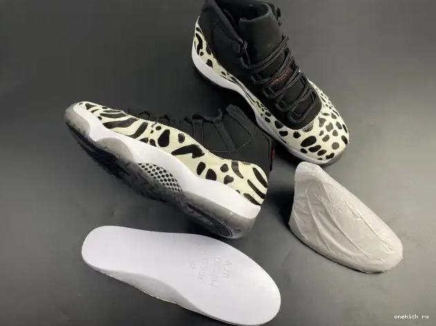 Rep Onekick JORDAN AIR ANIMAL 11 INSTINCT AR0715-010 0224