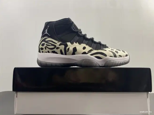 Rep Onekick JORDAN AIR ANIMAL 11 INSTINCT AR0715-010 0224