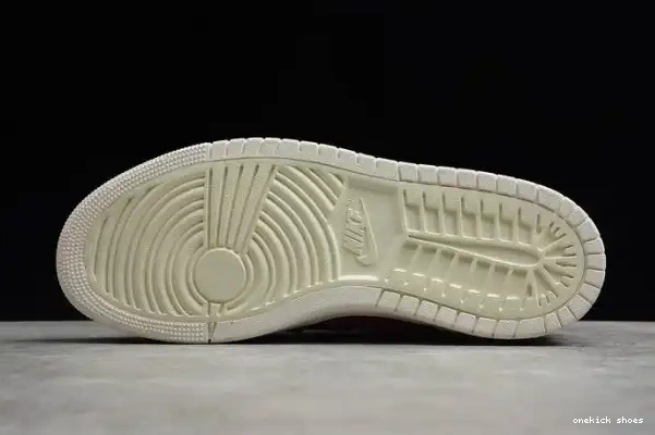 Chep Onekick CT0979-602 Air (W) Zoom Canyon Jordan 1 Rust High CMFT 0317
