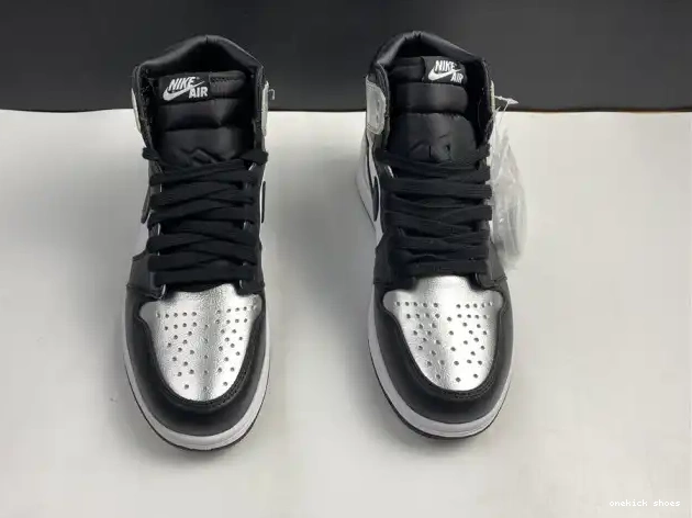 Chep Onekick TOE CD0461-001 OG 1 JORDAN AIR WMNS SILVER HIGH 0316