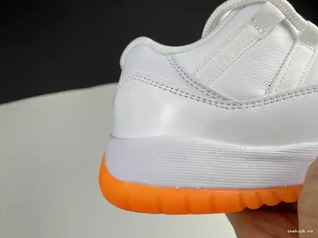 Chep Onekick AH7860-139 11 RETRO LOW CITRUS BRIGHT JORDAN AIR 0318