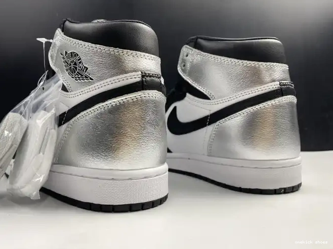 Chep Onekick TOE CD0461-001 OG 1 JORDAN AIR WMNS SILVER HIGH 0316