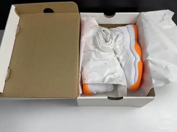 Chep Onekick AH7860-139 11 RETRO LOW CITRUS BRIGHT JORDAN AIR 0318