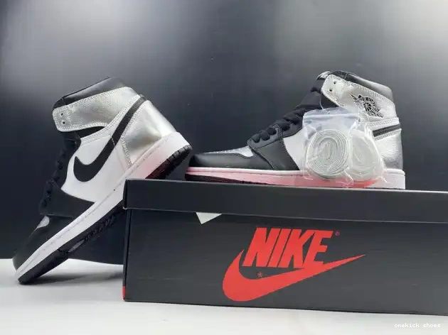Chep Onekick TOE CD0461-001 OG 1 JORDAN AIR WMNS SILVER HIGH 0316