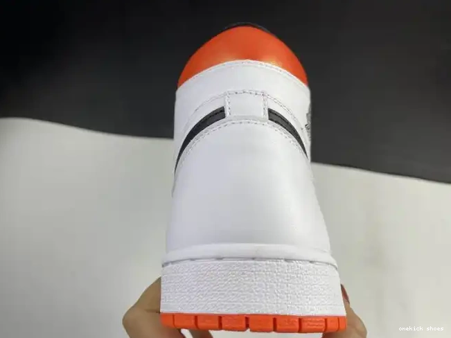 Rep Onekick Orange High Electro 1 Jordan Retro 555088-180 Air 0317