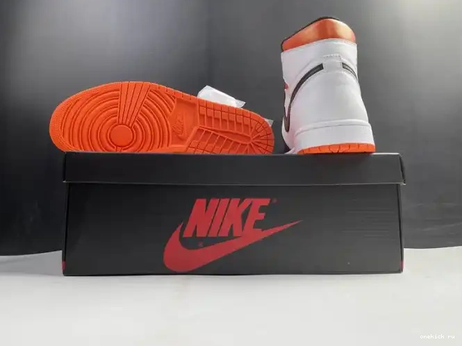 Rep Onekick 555088-180 High Electro Retro Jordan 1 Air Orange 0304